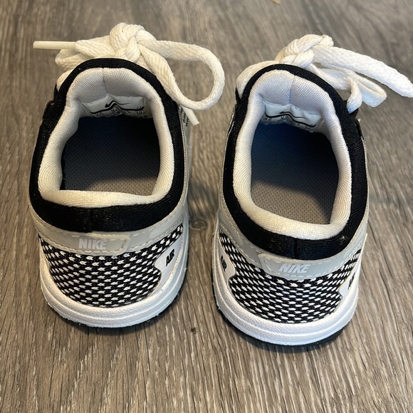 SOLD Nike Air Max Zero 4c - Picture 4 of 4